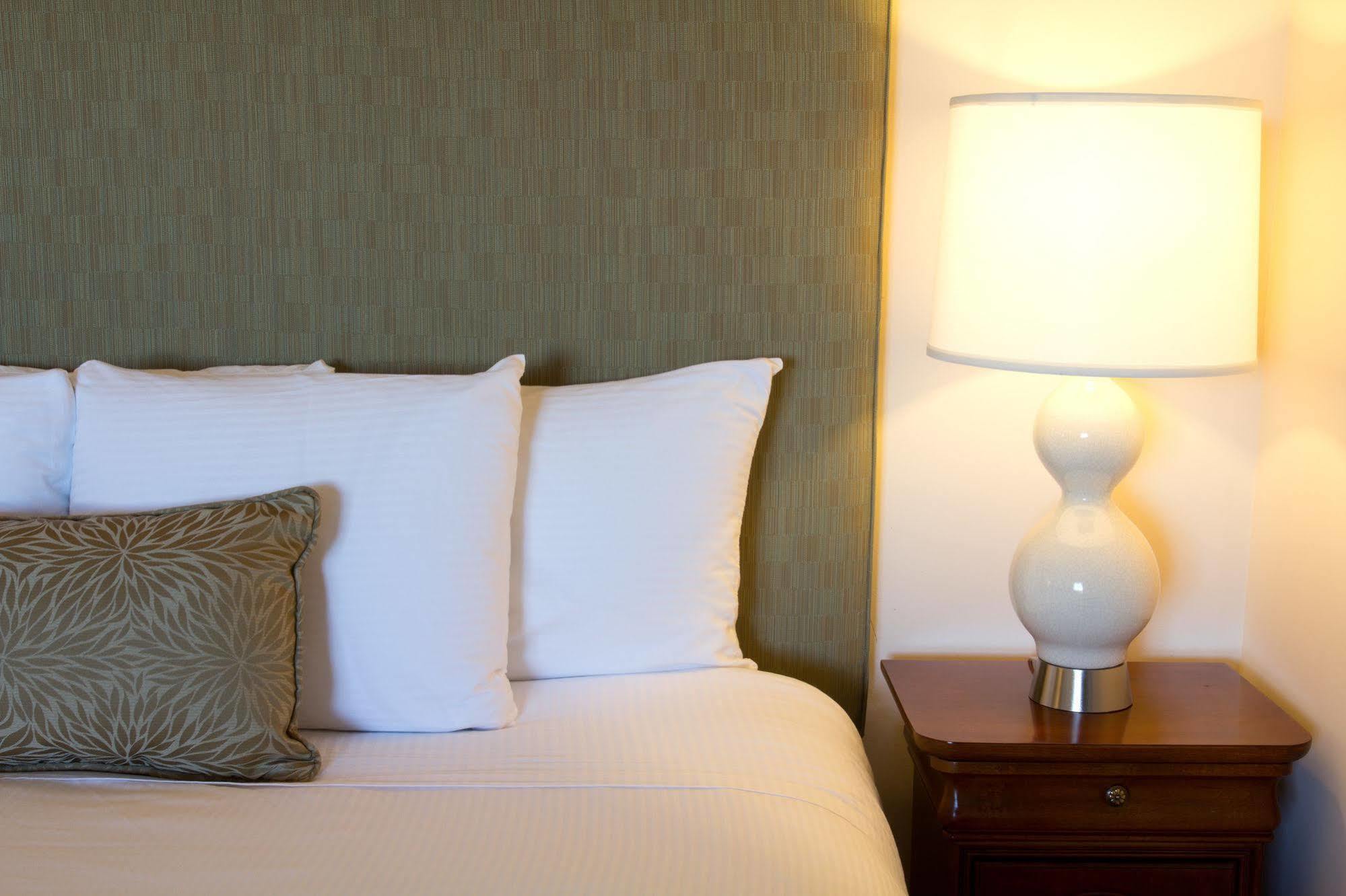 Shearwater Inn ลินคอล์น ซิตี้ ภายนอก รูปภาพ